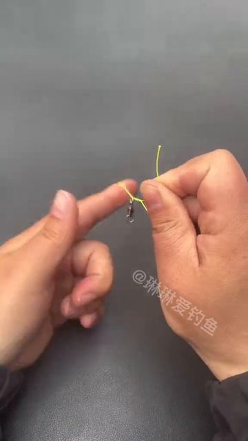 Быстрый узел клинч для рыбалки #рыбалов #советы #рыбал? смотреть онлайн