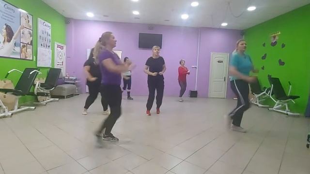 Baila Baila коняка смотреть онлайн