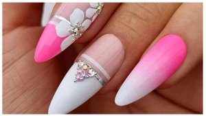 Красивый повседневный маникюр