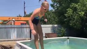 Типы людей в бассейне ..