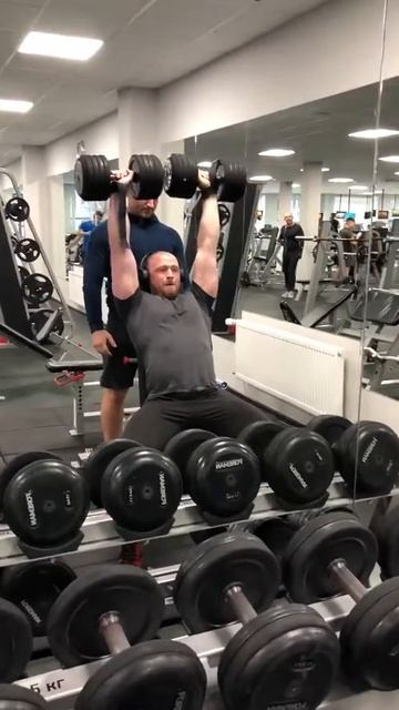 н 43 д 4 жим гантелей сидя 30 смотреть онлайн