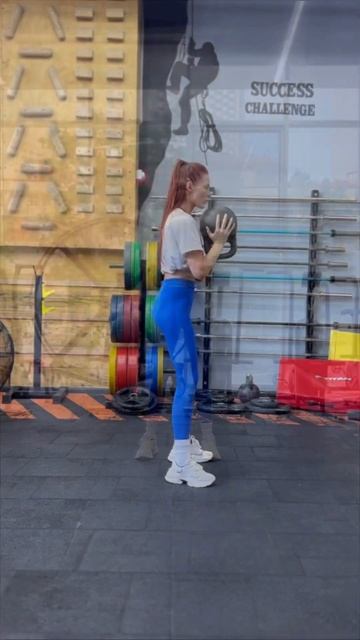 Гоблет приседания с гирей. Полная библиотека управлен смотреть онлайн