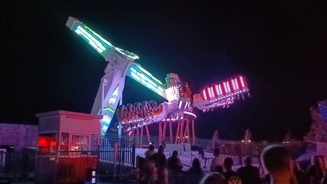 Самые лютые аттракционы: Небесная карусель и Адская м? смотреть онлайн