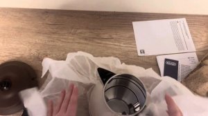 Електрочайник Delonghi KBOV 2001.BG