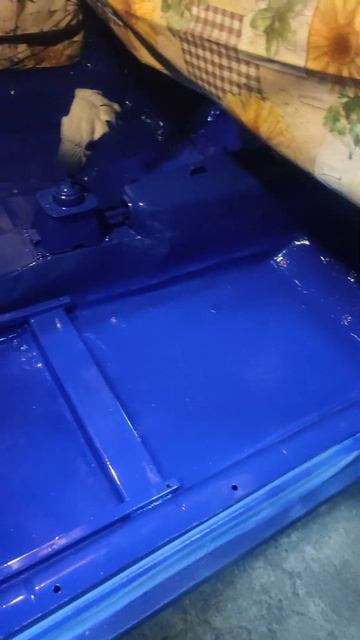 Passat b2 Покрасили пол и жабо #passatb2 #automobile @ArtemGerasimenko. смотреть онлайн