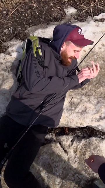 Что делать когда не клюет, правильно, заниматься всяки смотреть онлайн