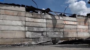 Появились кадры с частями БПЛА, атаковавшего завод и пожарных в Луганске