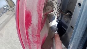 как снять заднюю фару lada kalina 1 универсал