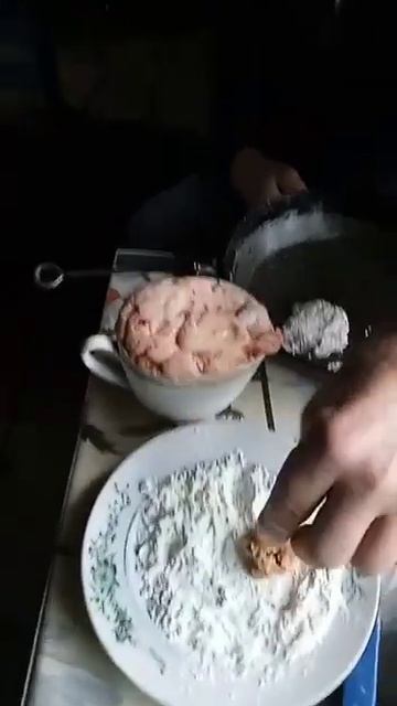 и от голода они ели икру. смотреть онлайн