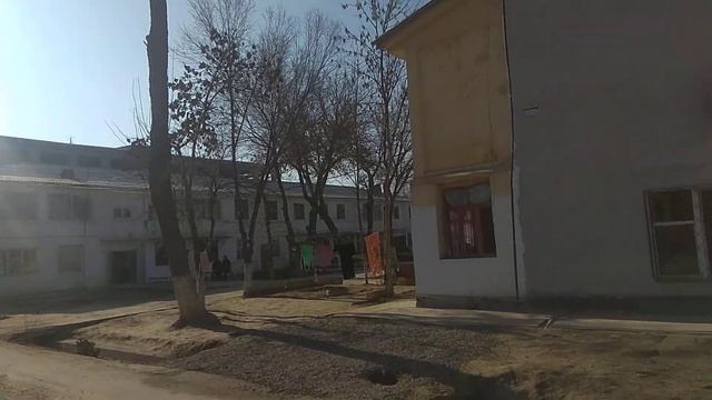 г.Гулистан 2-мик . район бассейна пивнушки , хожу пытаяс смотреть онлайн