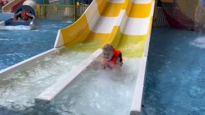 Как мы ходили в Аквапарк в Ярославле. Купаемся всей се?