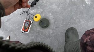 Зимняя рыбалка на безмотылку,затон ОКИ 2024