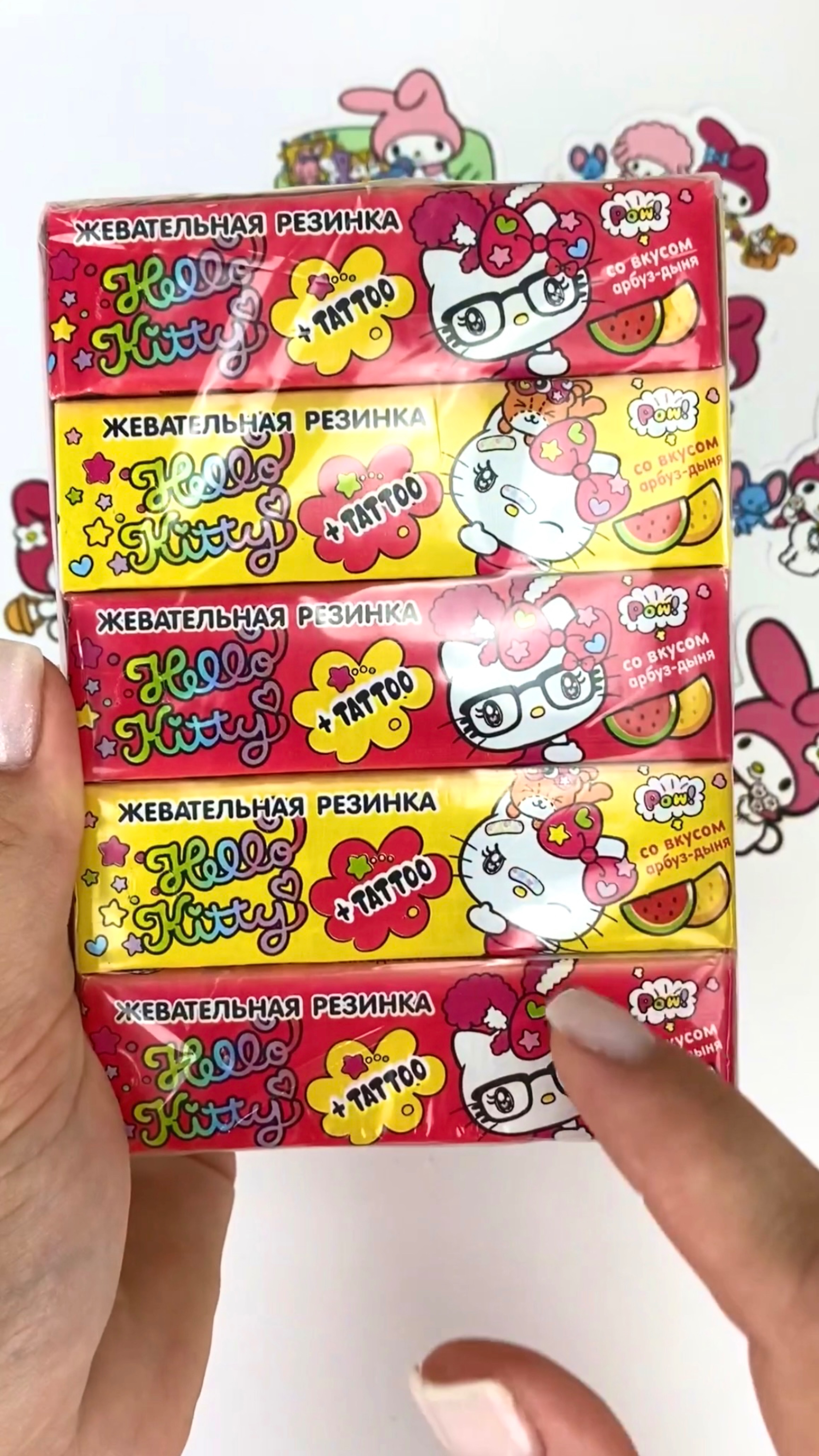 Жевачки Hello Kitty с переводными наклейками тату !