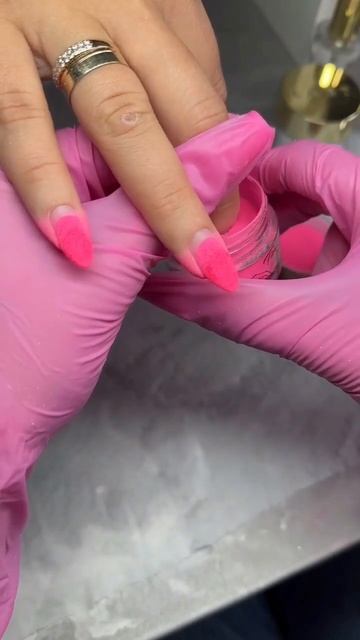 Дизайн в порошковой технике возможен. титановые ногти смотреть онлайн