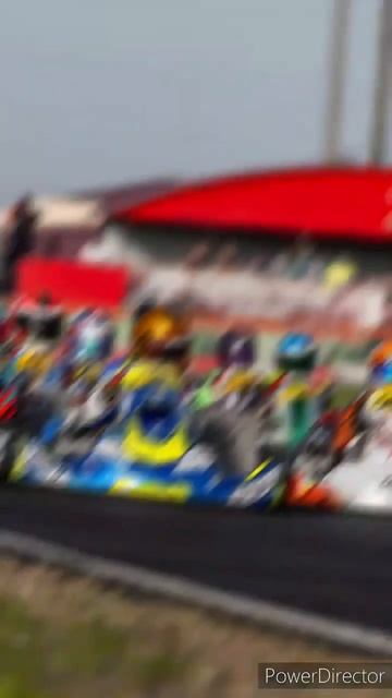 В этом спорте дети миллионеров и миллиардеров! #racing #moto смотреть онлайн