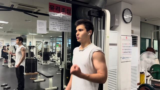 Как Накачать Грудь?