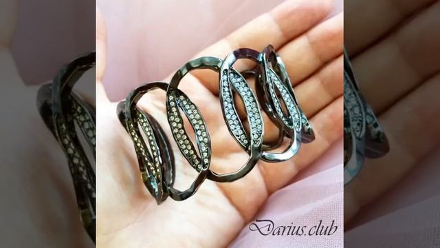 Широкий браслет от Nolan Miller смотреть онлайн