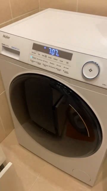 Полный цикл стирки и сушки в машинке Haier hwd80-bp14959b… смотреть онлайн