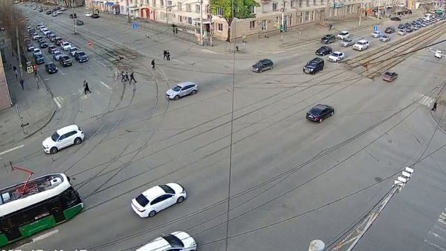 Видео за 5 апреля 2025 года транспорт Челябинск смотреть онлайн