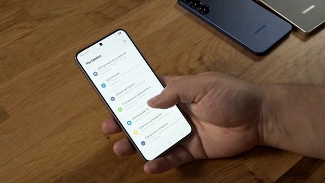 Компактный флагман Samsung Galaxy S25 - плюсы и минусы