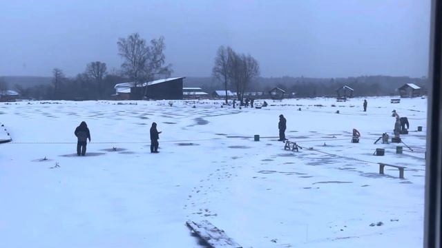 Первый хвост форели подледного лова! Сезон открыт