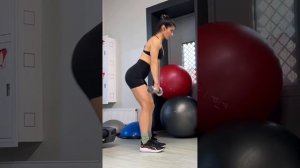 Румынская тяга с гантелями техника выполнения