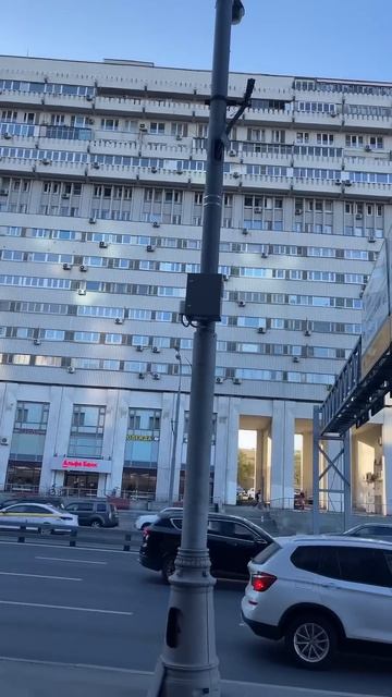 Самый длинный дом Москвы #travel #туризм #москва @RaikhertTravel смотреть онлайн