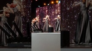 Ансамбль скрипачей "Виртуозы Якутии" на торжественном закрытии ЗЭ ВсОШ - В.Гаврилин "Часики Полька"