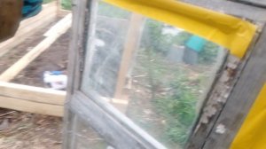 Жизнь женщины в Сибири! Строю и грядки сажу!