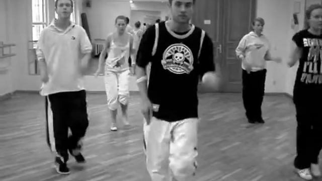 Федор Малютин. Небольшая схемка под трек  Massari - Smile for me смотреть онлайн