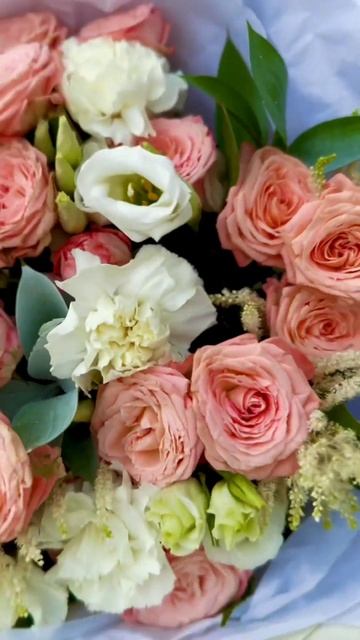#florist #flowers #bouquet #ароматпраздника #магазинцветов #розы #?