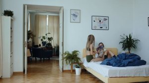 6542015-uhd_4096_2160_25fps
