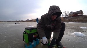 Ловим судачка на джиг и блесну: Зимняя рыбалка в Атыра?