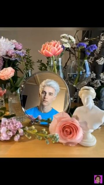 Влад А4 - #shorts #а4 #влада4 #а4omg #а4топ #владбумага смотреть онлайн