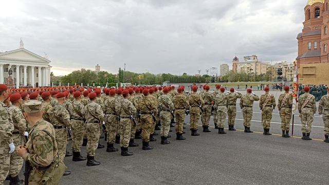 Первая репетиция парада в честь Дня Победы на площади смотреть онлайн