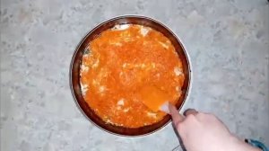 Потрясающе вкусный салат с куриной грудкой. Этот чудо салат никогда не надоест.