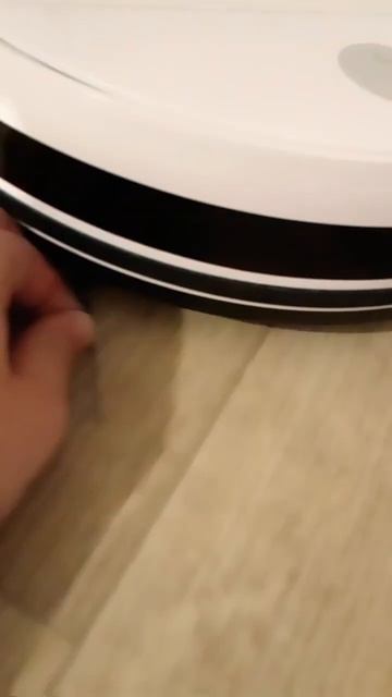 лайк и подписка чтобы спасти робот-пылесос смотреть онлайн