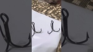 Крючок  тройник на зимнюю жерлицу