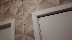 7 серия! Закончили ремонт в туалете и коридоре. Доберман помогает)))