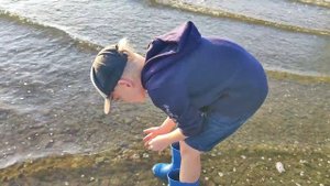 Утренняя рыбалка на бычка, голубые озера, Калининград?