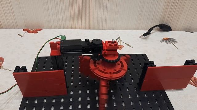 Fischertechnik моторизованные двери (все двери)