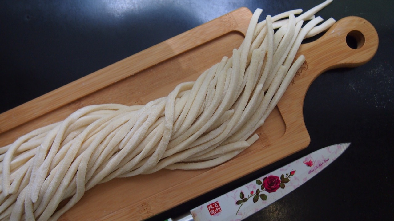 Традиционная корейская кухня: Калькуксу (칼국수) или домашняя лапша