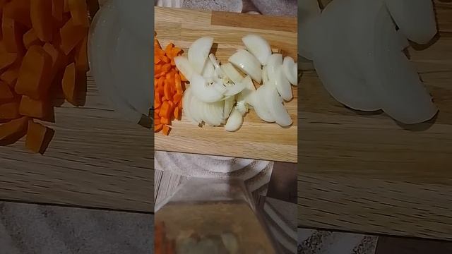 ХЕК В ДУХОВКЕ С ОВОЩАМИ!!#хеквдуховке#хеквтомате#shorts