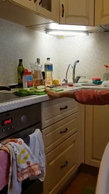 Едим дома🤣😉😊 смотреть онлайн