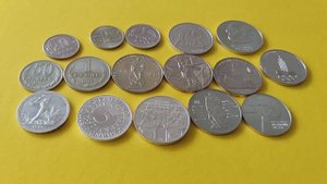 Монеты из нейзильбера. Из какого сплава чеканили юбил?