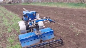 Опорный каток для тяжёлого мотоблока в работе