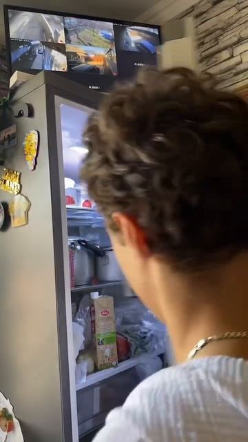 Когда есть младшая сестра😂#сестра #семья #словопацан? смотреть онлайн