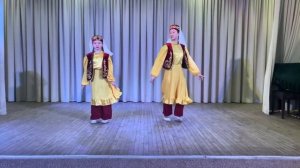 Дуэт "Подружки", 6Б класс, МБОУ "Осинская Сош №2", татрский танец "Тала тала"