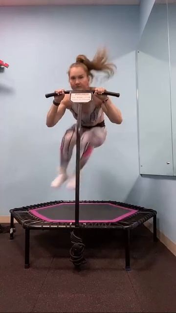 классный тренажёр батут #Shorts смотреть онлайн