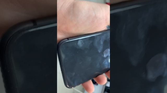 iPhone 11 64